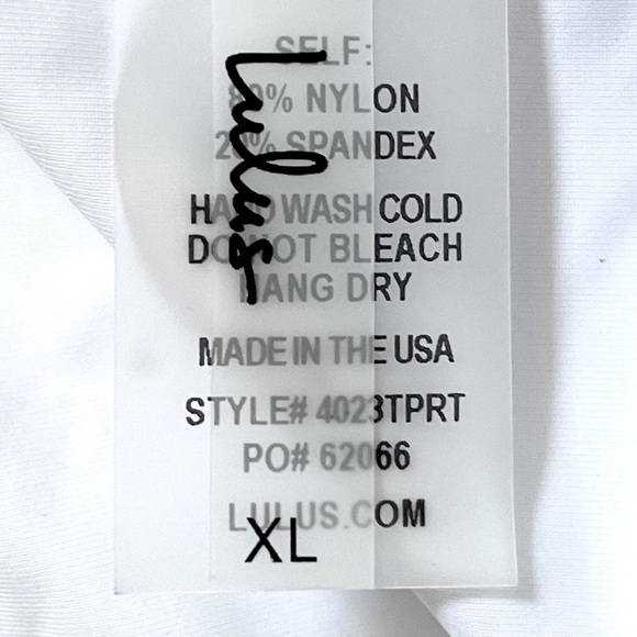 Lulu’s Taking Shape White Multi Geometric Print Bandeau Bikini Top Size XL NWT - Picture 5 of 6